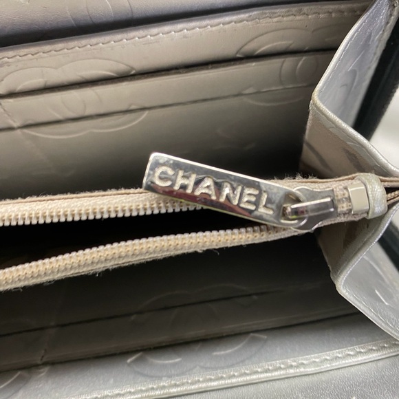 CHANEL CALFSKIN QUILTED CAMBON WALLET - Picture 15 of 16